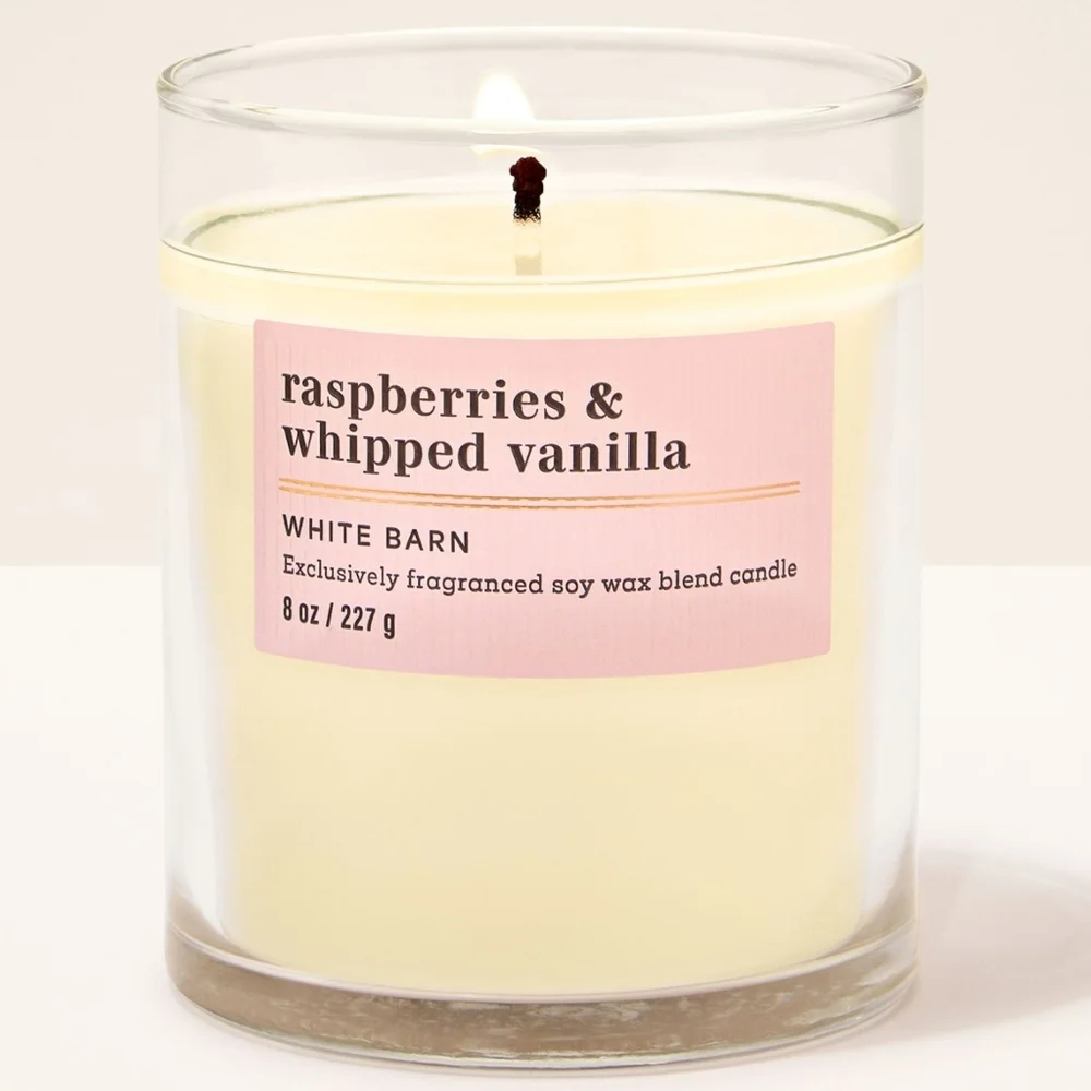 Bath Body Works White Barn Raspberries & Whipped Vanilla Candle 8oz NEW
